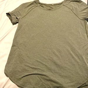 Lululemon olive green mesh lightweight running tee